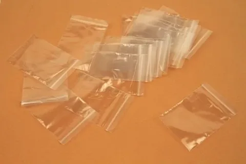 تصویر 2 از نایلون زیپ دار کوچک مناسب بسته‌ بندی خانگی و صنعتی